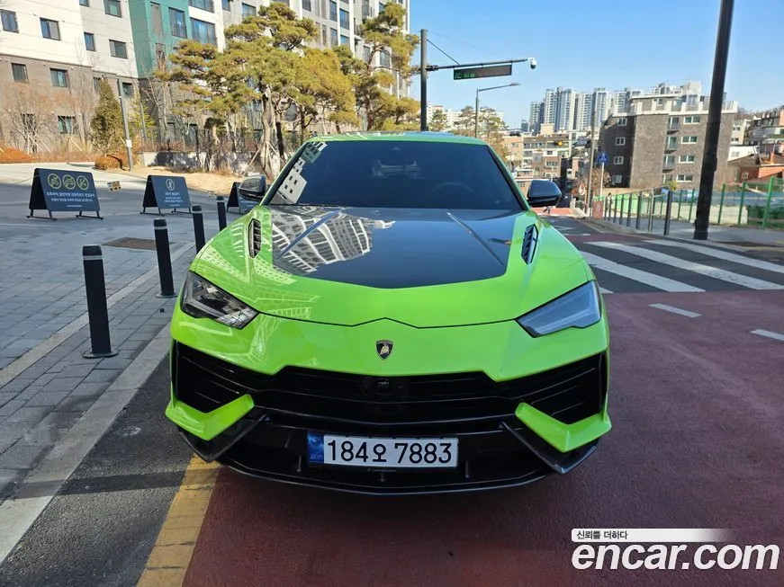 Lamborghini Urus 2023 из KR, фото 9