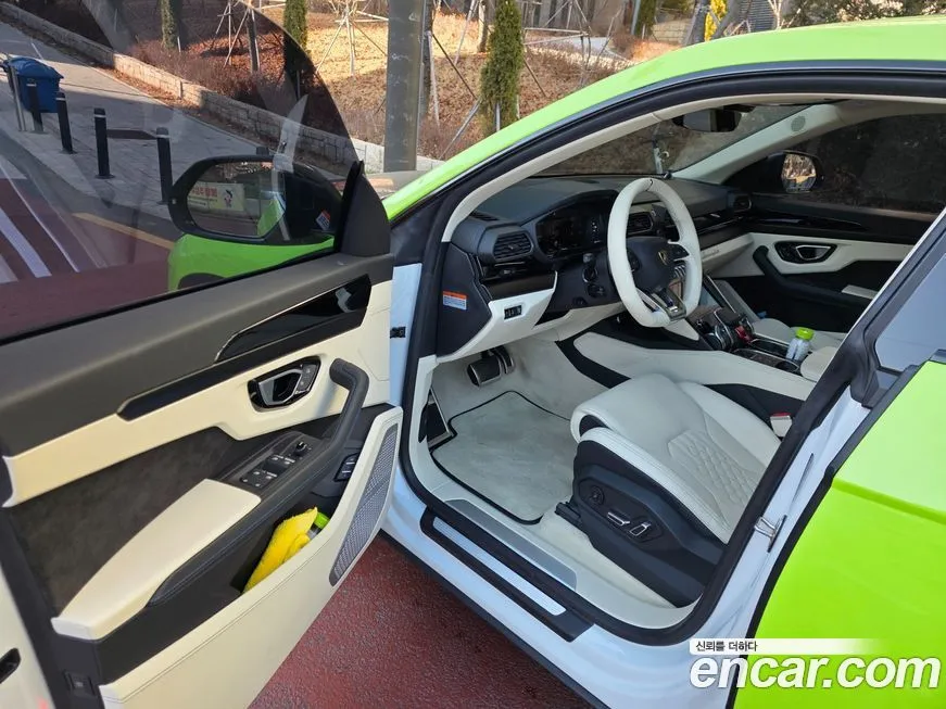 Lamborghini Urus 2023 из KR, фото 6