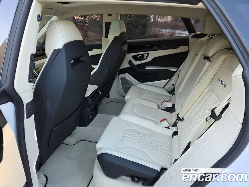 Lamborghini Urus 2023 из KR, фото 3