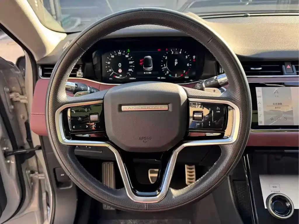 Land Rover Evoque 2023 из CN, фото 2