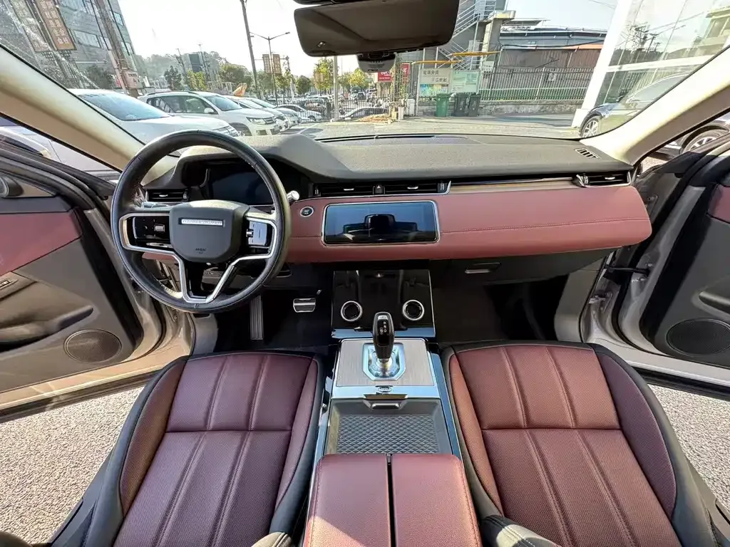 Land Rover Evoque 2023 из CN, фото 7