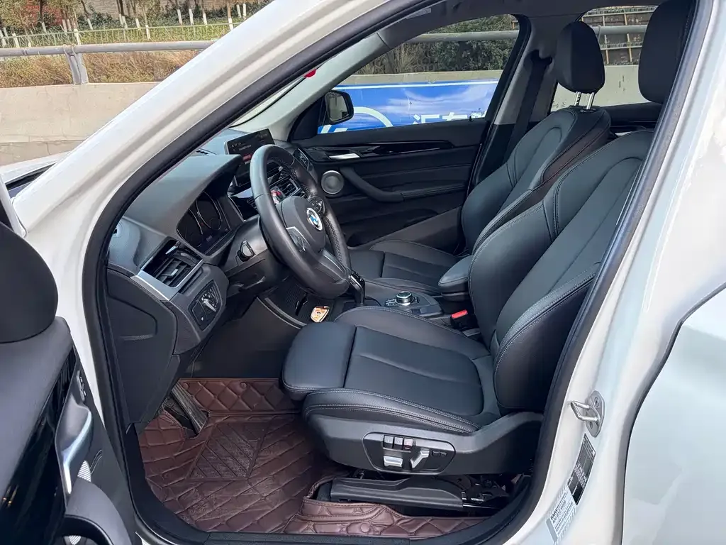 BMW X1 2022 из CN, фото 2