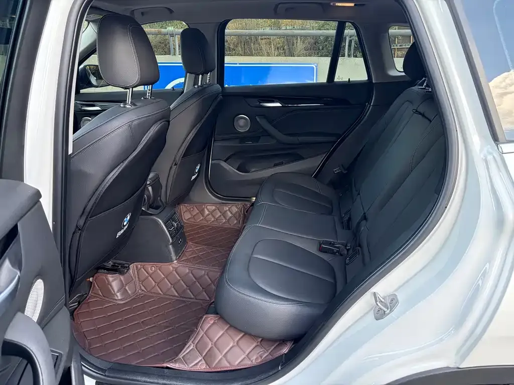 BMW X1 2022 из CN, фото 3