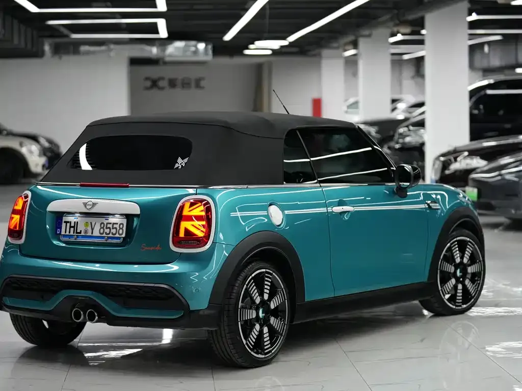 MINI Cooper (3-door) 2023 из CN, фото 7