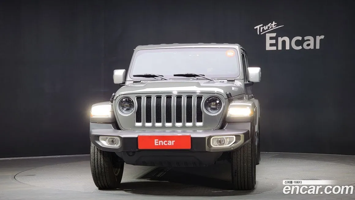 Jeep Wrangler — фото 9