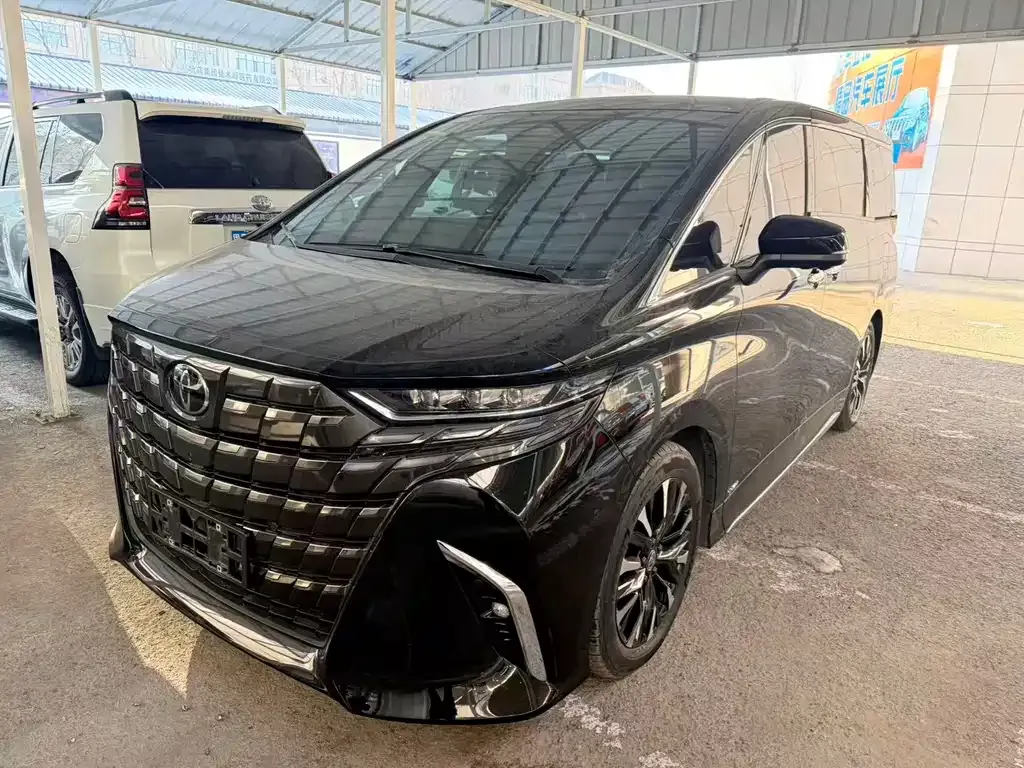 Toyota Alphard 2024 из CN, фото 1