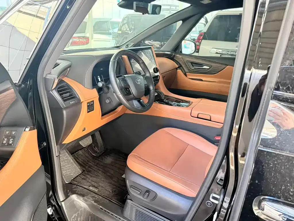Toyota Alphard 2024 из CN, фото 6