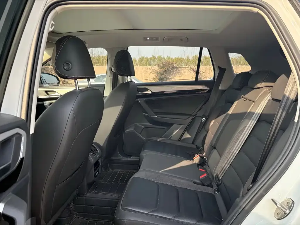 Volkswagen Tayron 2022 из CN, фото 2