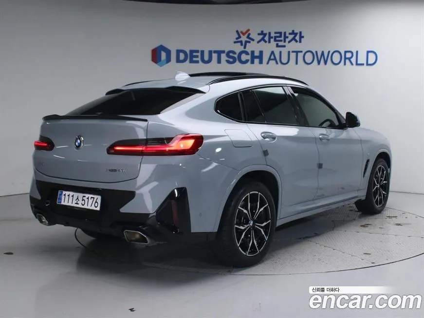 BMW X4 2023 из KR, фото 4