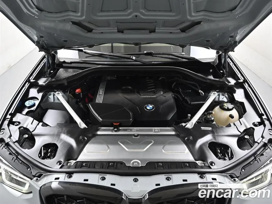 BMW X4 2023 из KR, фото 9