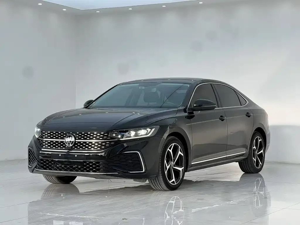 Volkswagen Passat 2022 из CN, фото 1