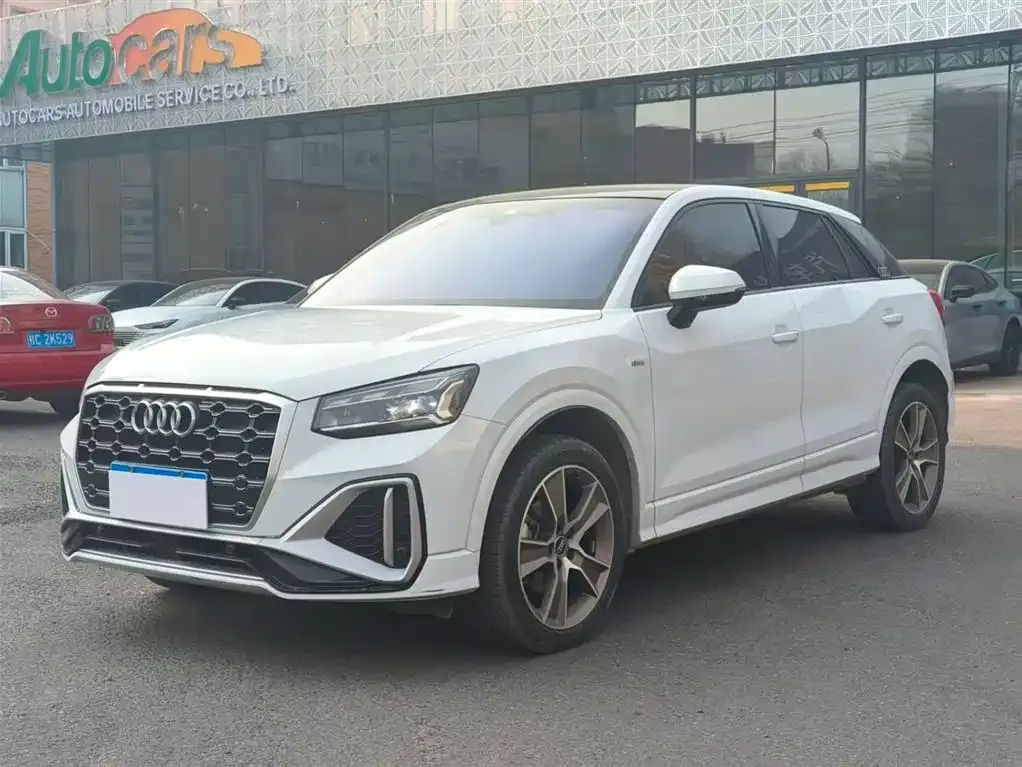 Audi Q2L 2022 из CN, фото 1