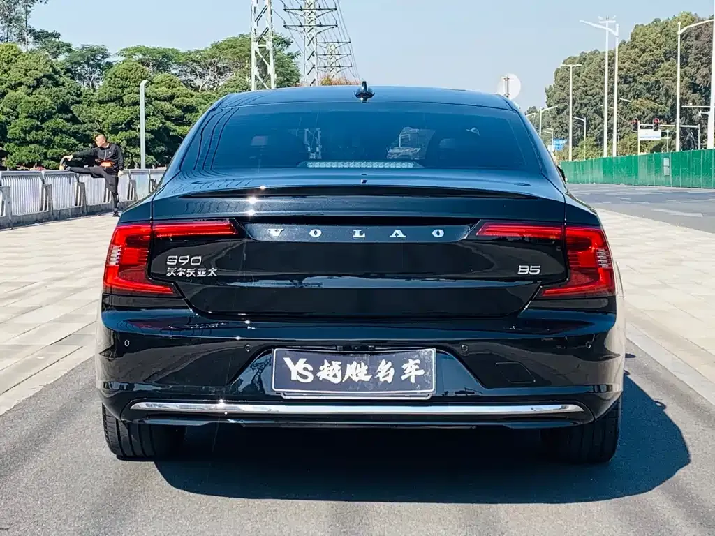 Volvo S90 2021 из CN, фото 8