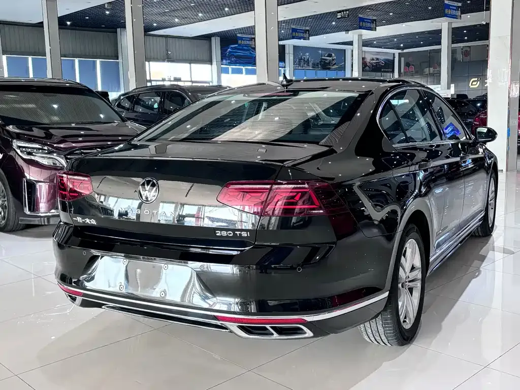 Volkswagen Magotan 2025 из CN, фото 5