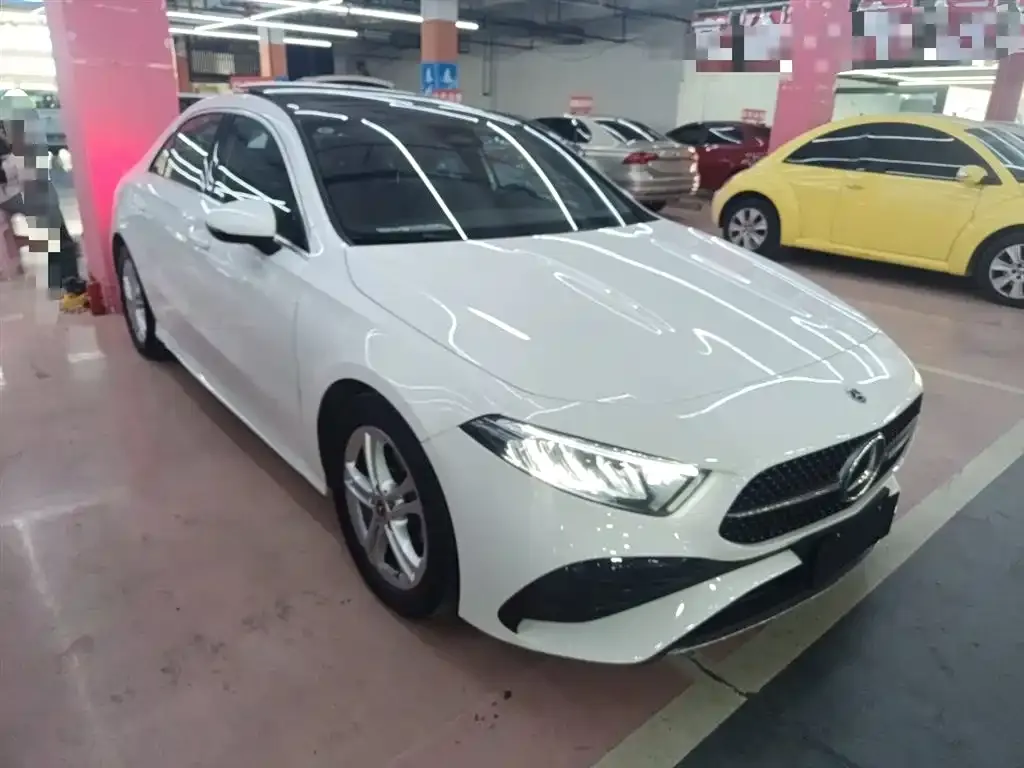 Mercedes-Benz A-Class 2023 из CN, фото 4