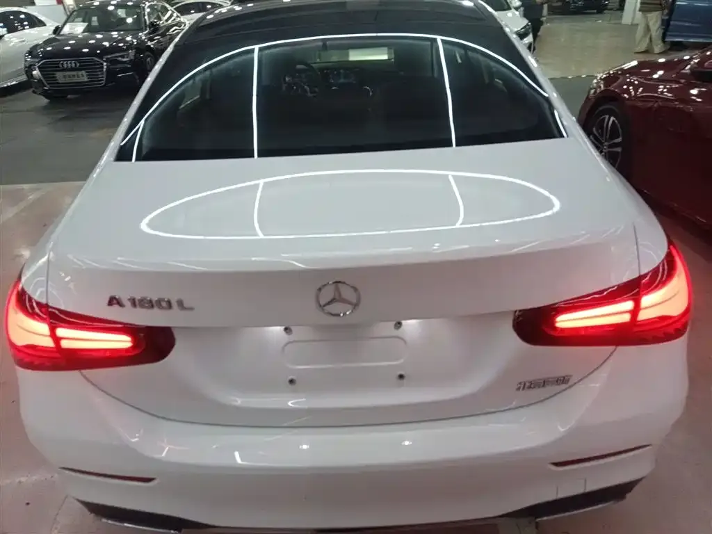 Mercedes-Benz A-Class 2023 из CN, фото 6