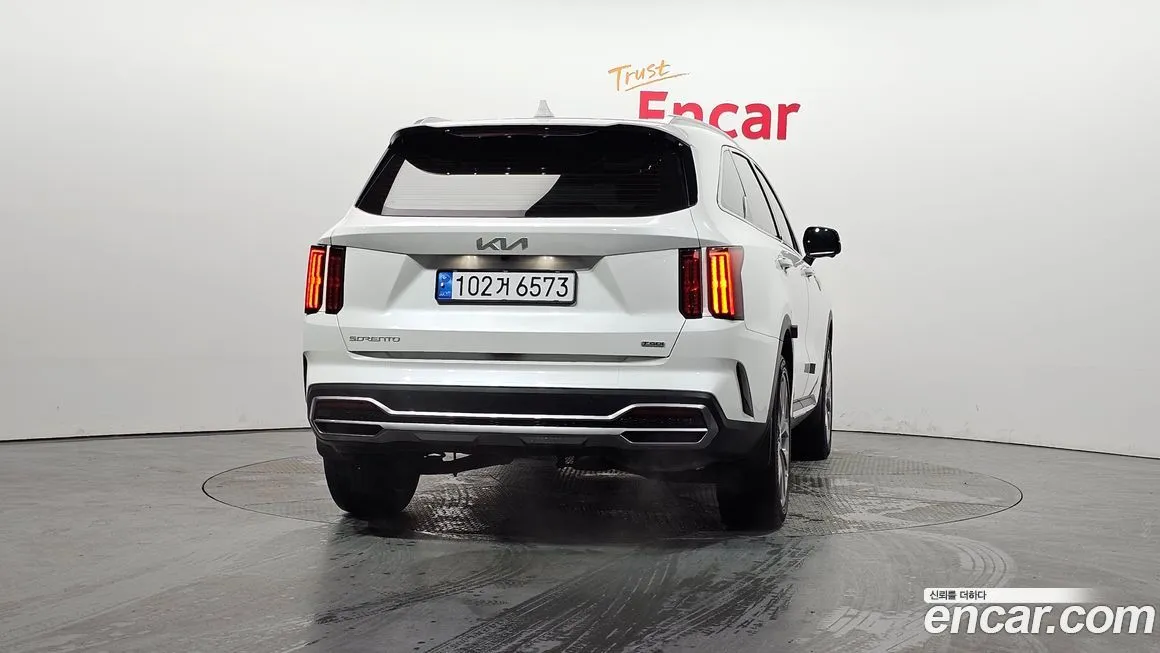 Kia Sorento — фото 4