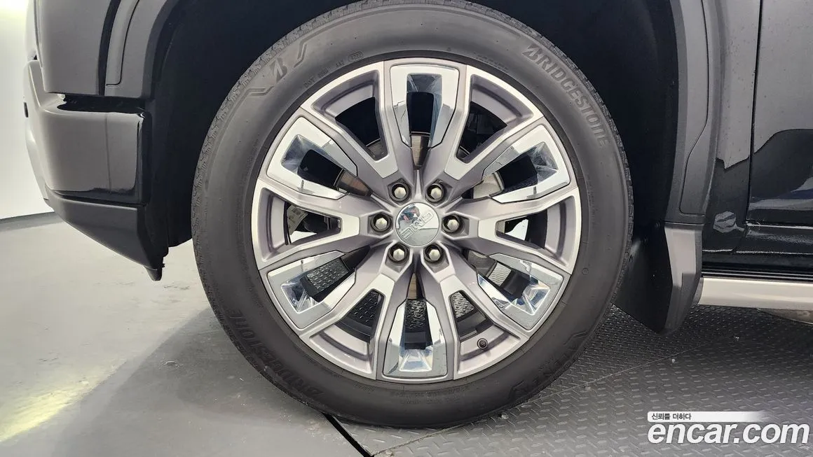 GMC Sierra 2023 из KR, фото 2