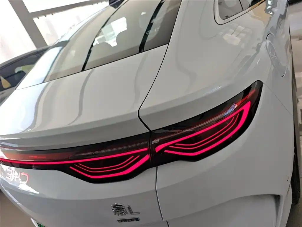 BYD Qin L 2025 из CN, фото 2