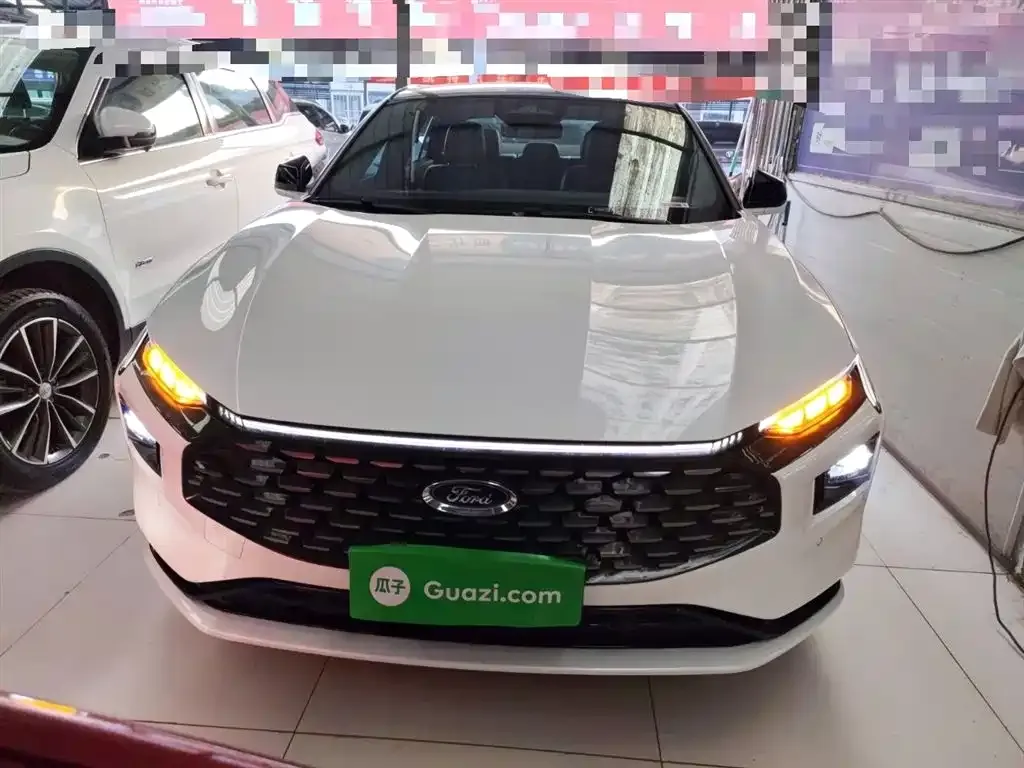 Ford Mondeo 2023 из CN, фото 3