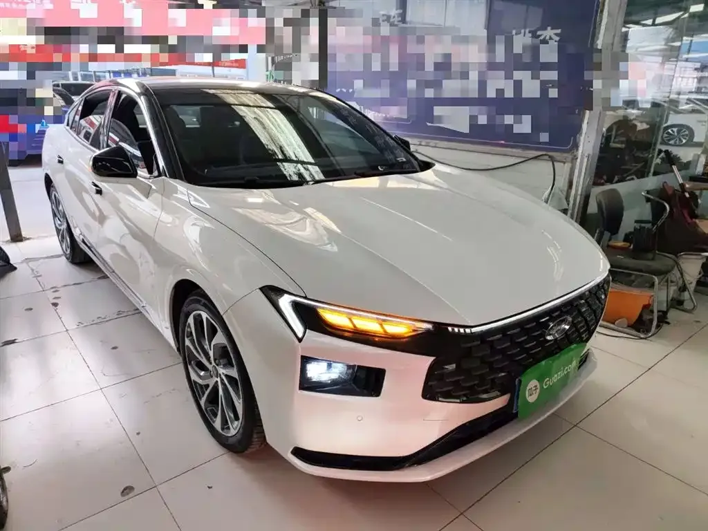 Ford Mondeo 2023 из CN, фото 4