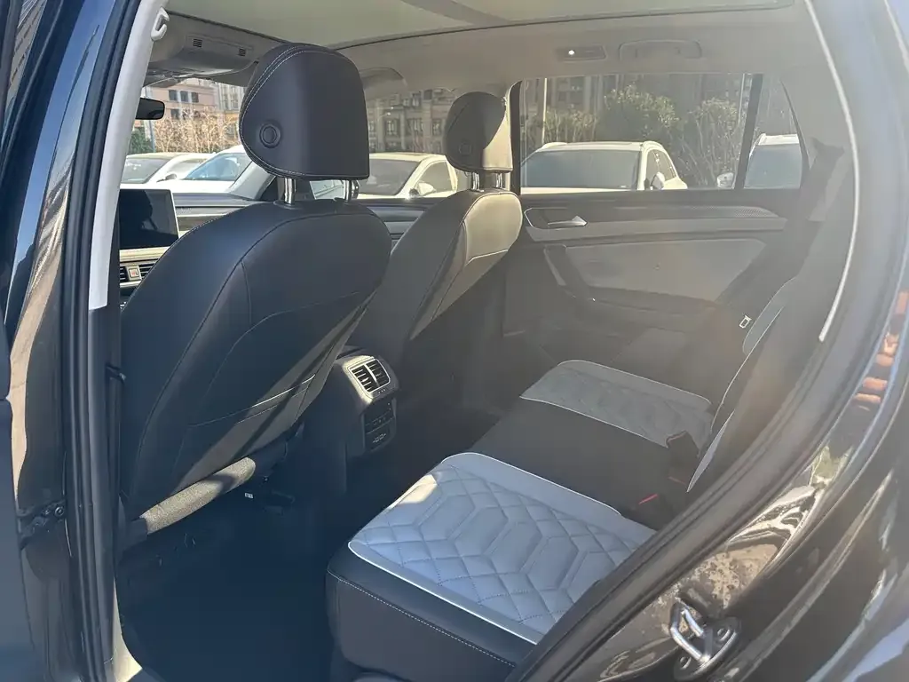 Volkswagen Tayron 2023 из CN, фото 7