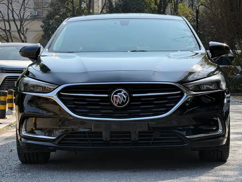 Buick LaCrosse 2022 из CN, фото 1
