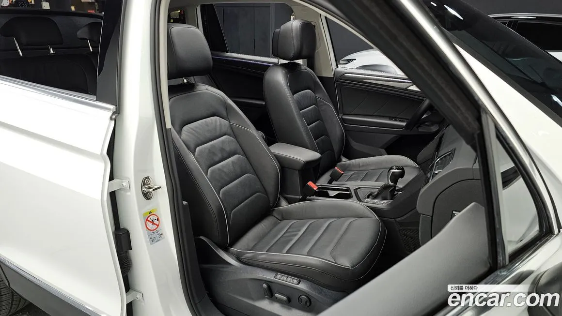 Volkswagen Tiguan — фото 7