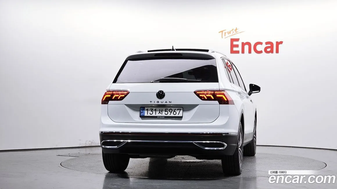 Volkswagen Tiguan — фото 3