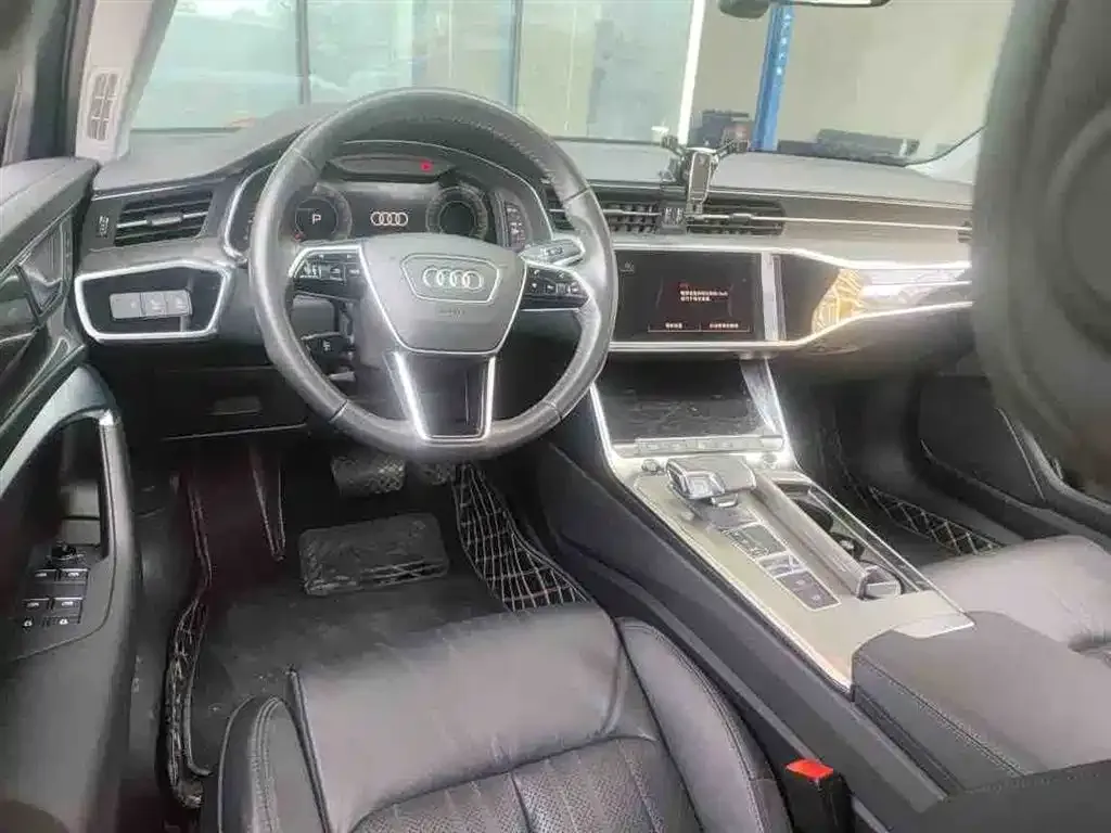 Audi A6L 2021 из CN, фото 3