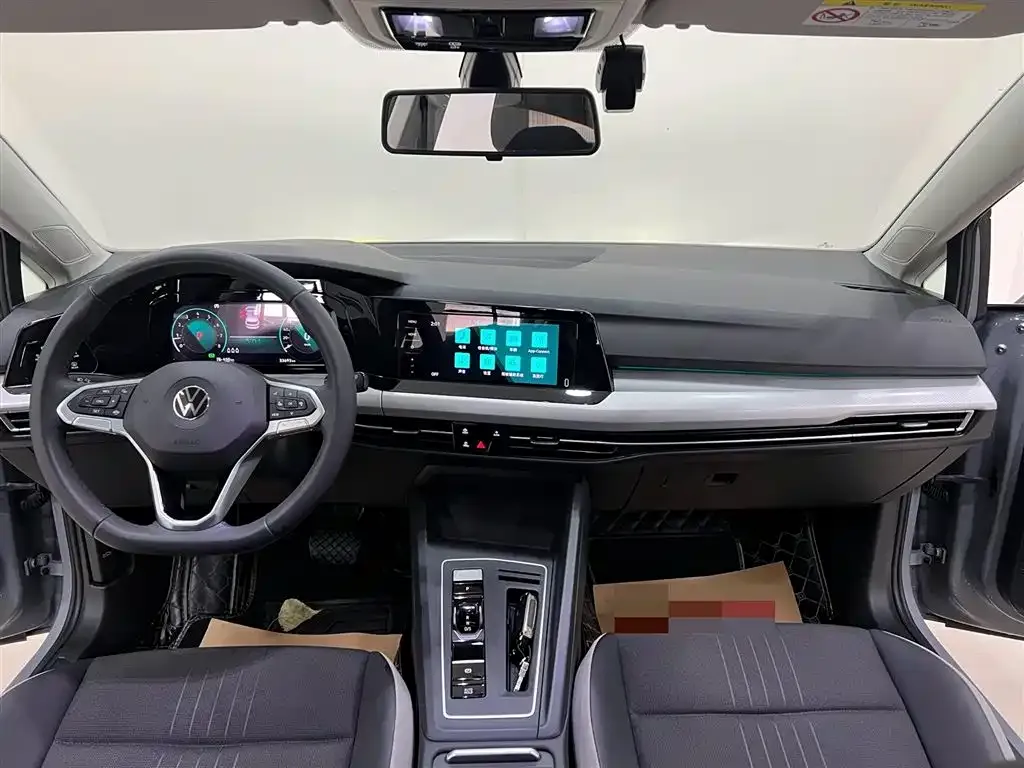 Volkswagen Golf 2022 из CN, фото 6