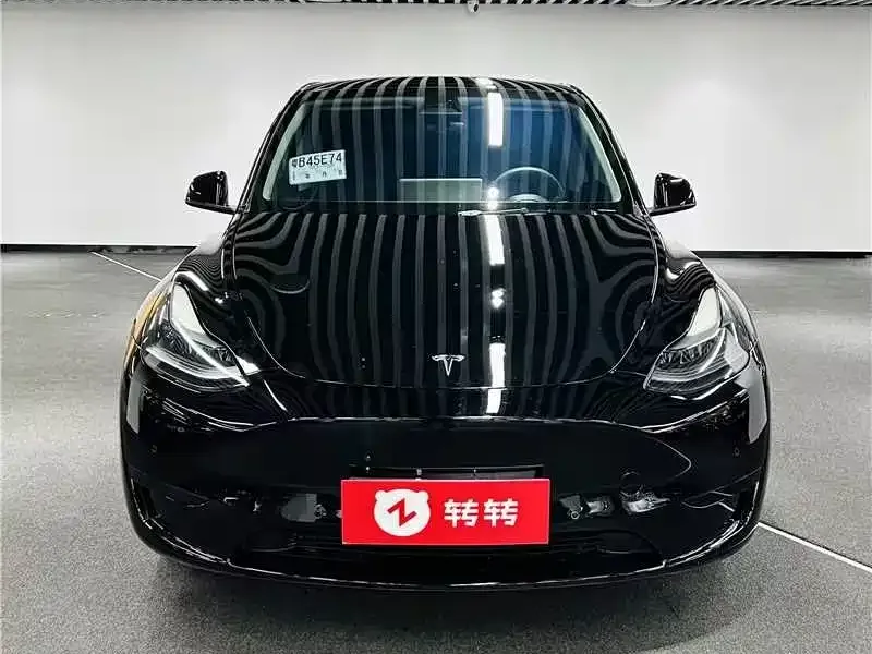 Tesla Model Y 2023 из CN, фото 9