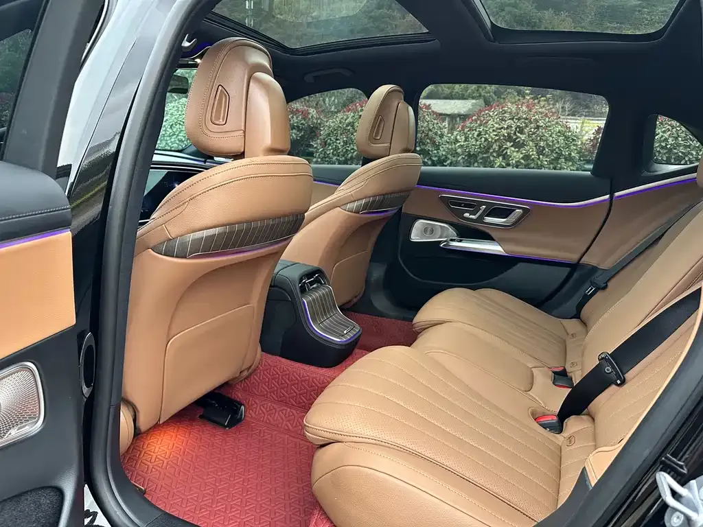 Mercedes-Benz E-Class 2025 из CN, фото 10