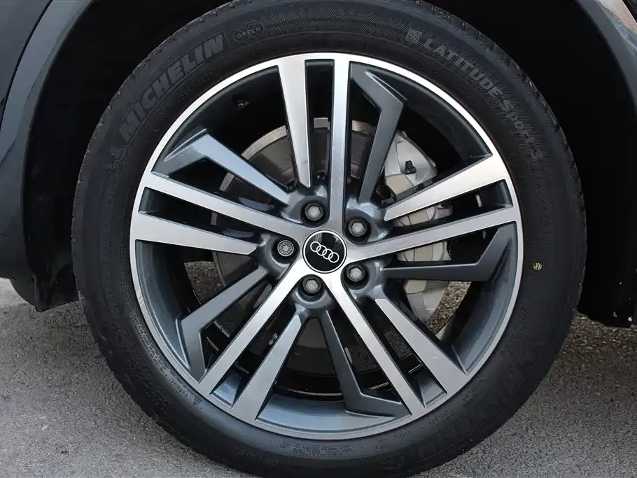 Audi Q5L 2021 из CN, фото 10