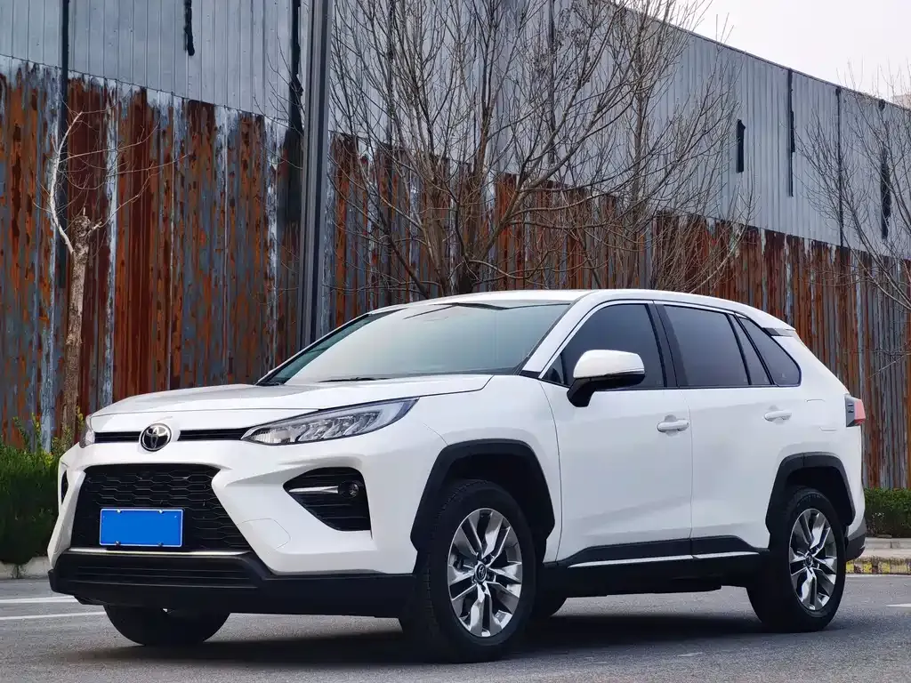 Toyota Wildlander 2023 из CN, фото 1