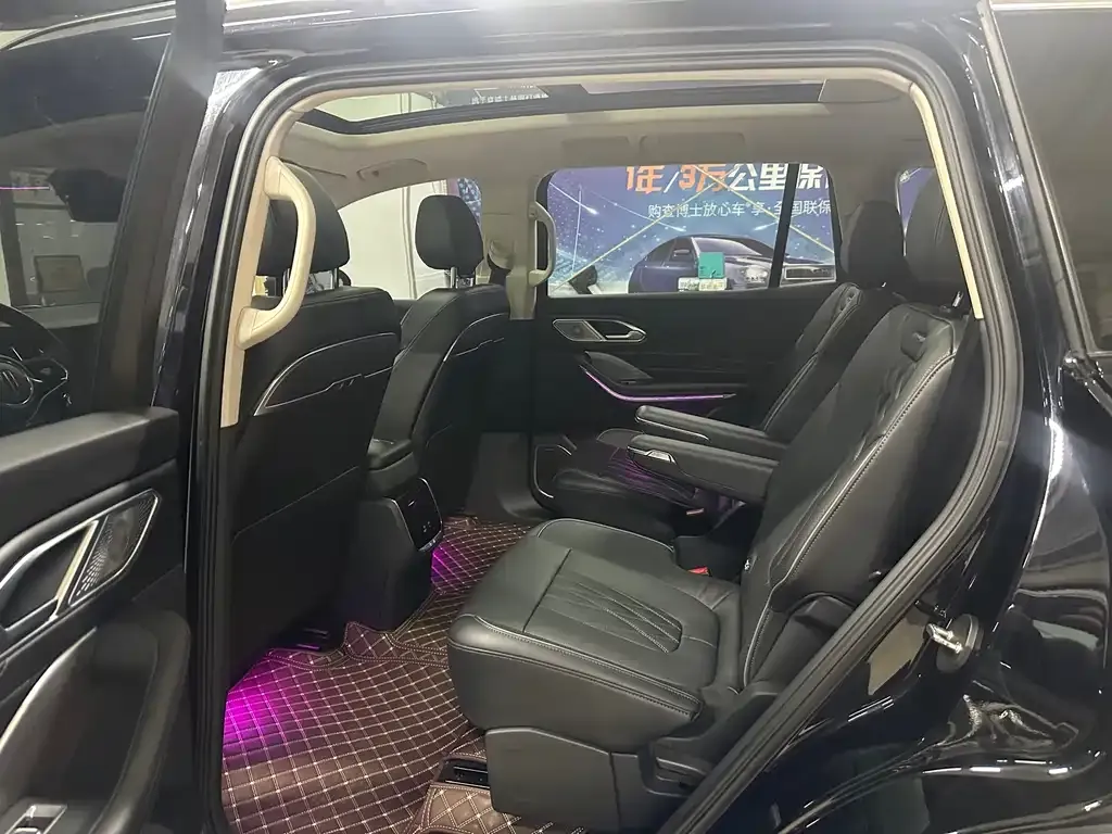 Hongqi HS7 PHEV 2024 из CN, фото 10
