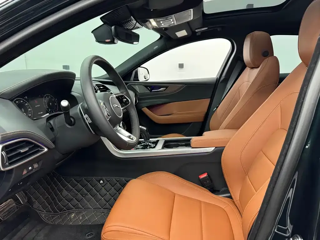 Jaguar XEL 2025 из CN, фото 9