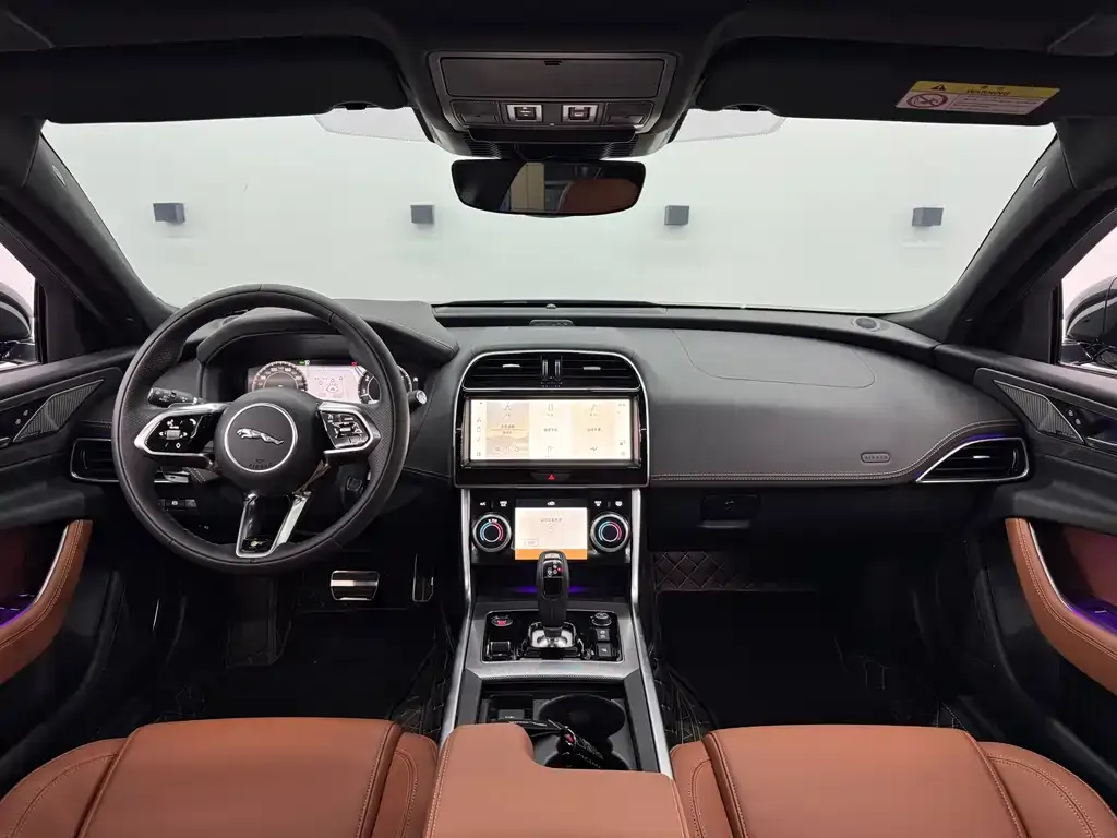 Jaguar XEL 2025 из CN, фото 4