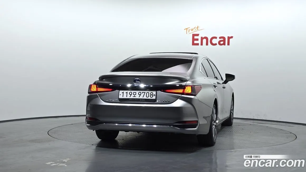 Lexus ES 2021 из KR, фото 3