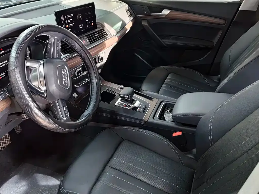 Audi Q5L 2022 из CN, фото 5