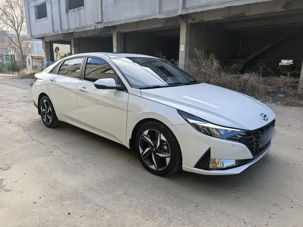 Hyundai Elantra 2023 из CN, фото 4