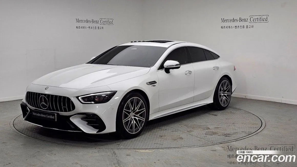 Mercedes-Benz AMG GT — фото 1