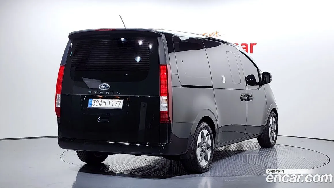 Hyundai Staria — фото 2