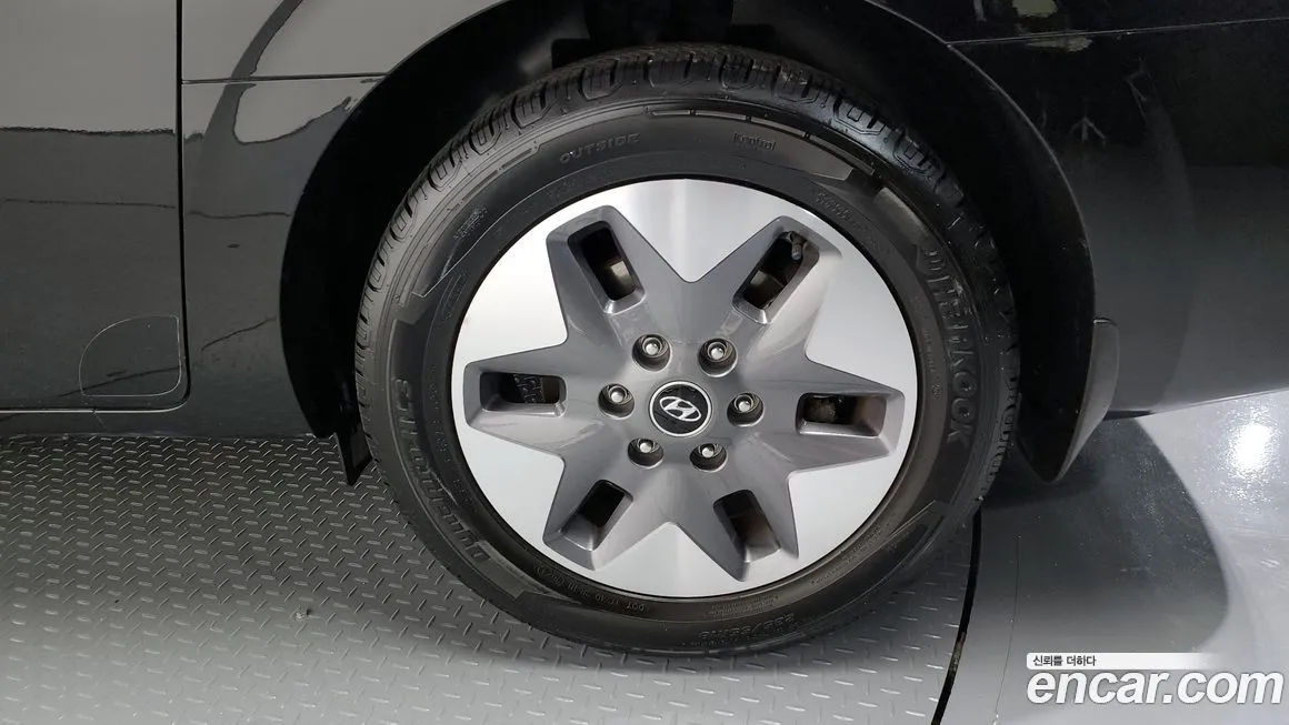Hyundai Staria — фото 6