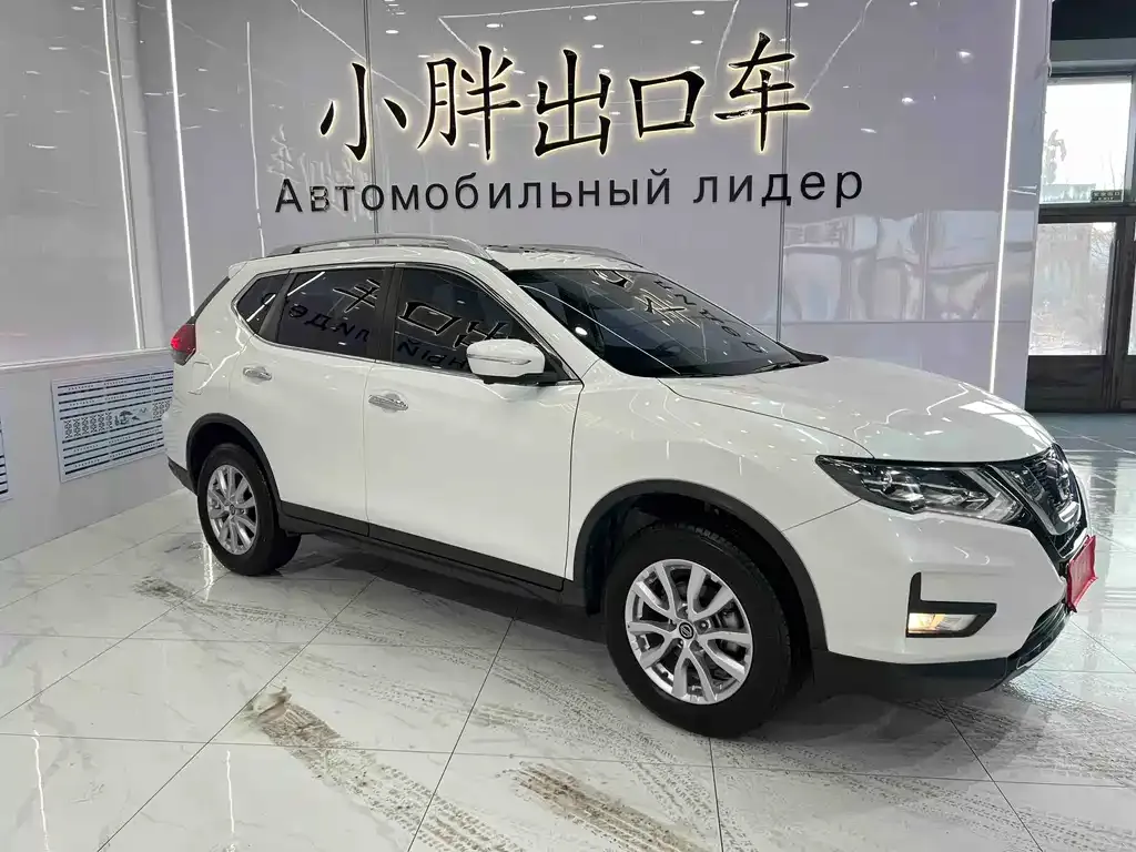 Nissan X-Trail 2022 из CN, фото 2