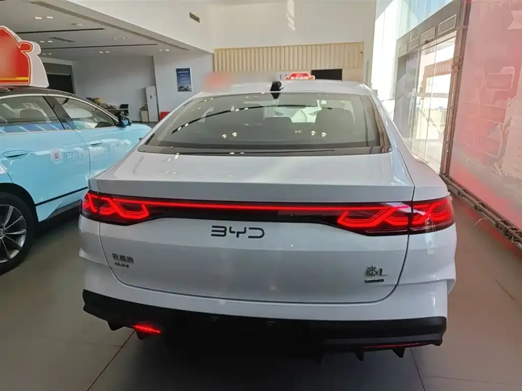 BYD Qin L 2025 из CN, фото 3