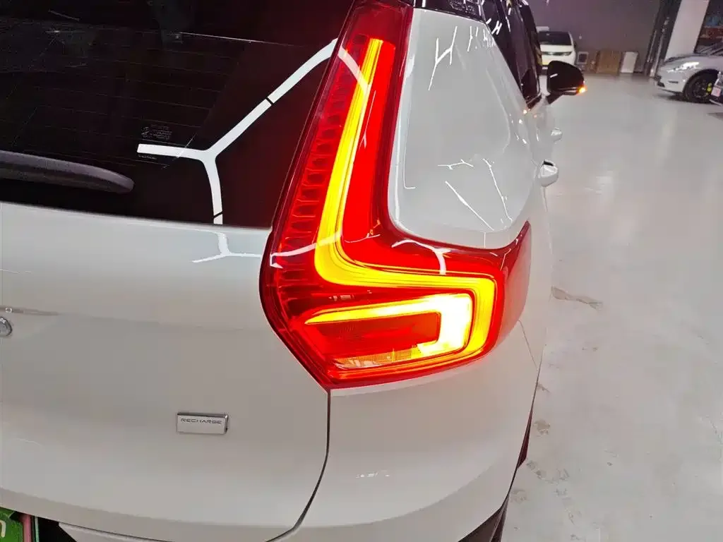 Volvo XC40 NEV 2023 из CN, фото 6