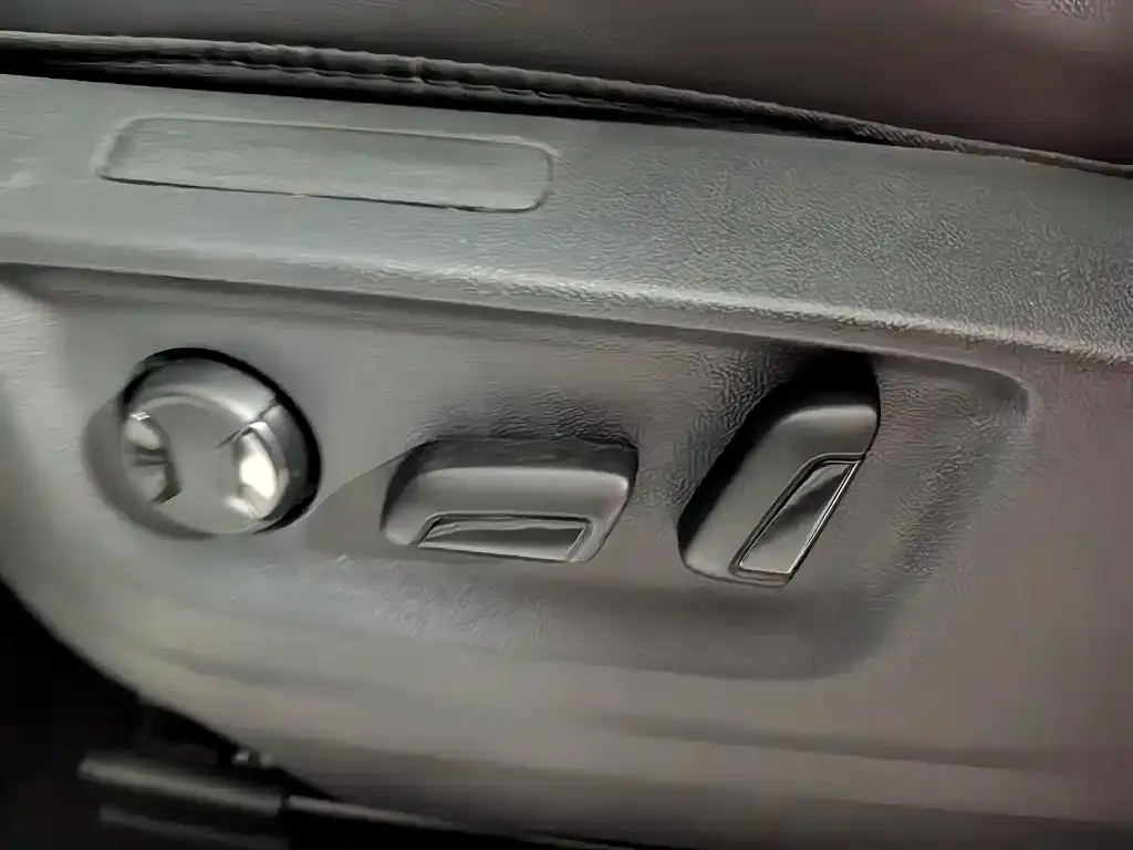 Volkswagen Tharu 2023 из CN, фото 10