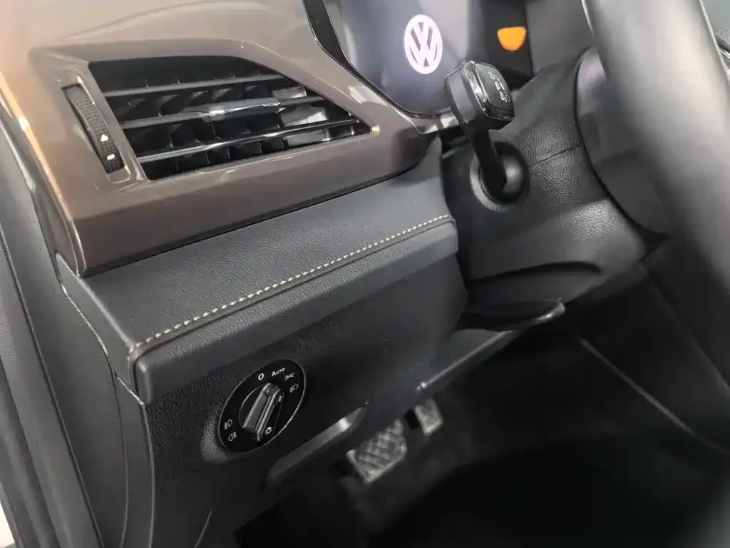 Volkswagen Tharu 2023 из CN, фото 7