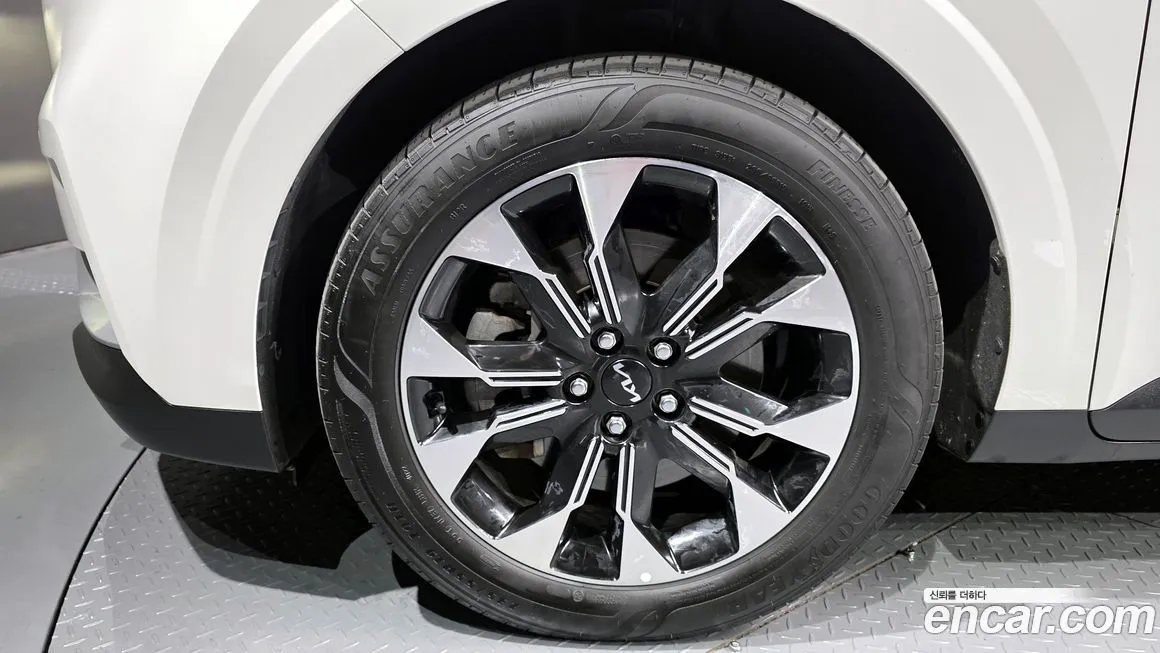 Kia Carnival 2023 из KR, фото 3